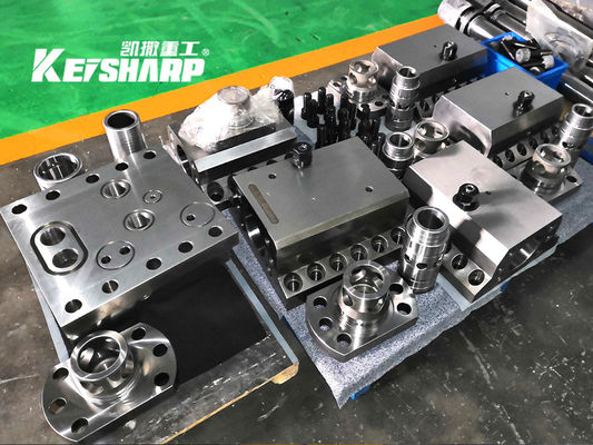 Excavator Hydraulic Hammer Valve Assembly / Hydraulic Breaker Spare ISO Disetujui