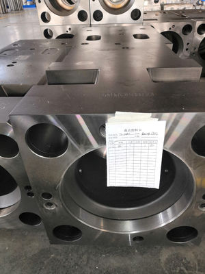Excavator Hydraulic Breaker Machinery Spare Parts Bagian depan Badan silinder