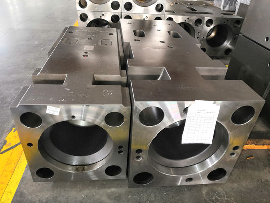 Standar / disesuaikan Silinder Hydraulic Breaker Cylinder Back Cylinder Assembly