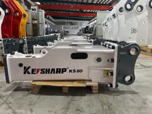 KS80 Dengan Chisel 68mm Daya tahan Serbaguna Hydraulic Breaker Untuk Proyek Demolition