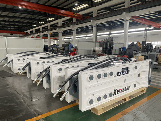 KS550 Standard Pin Mounted Thermal Magnetic Circuit Breaker Dengan Diameter Chisel 200mm